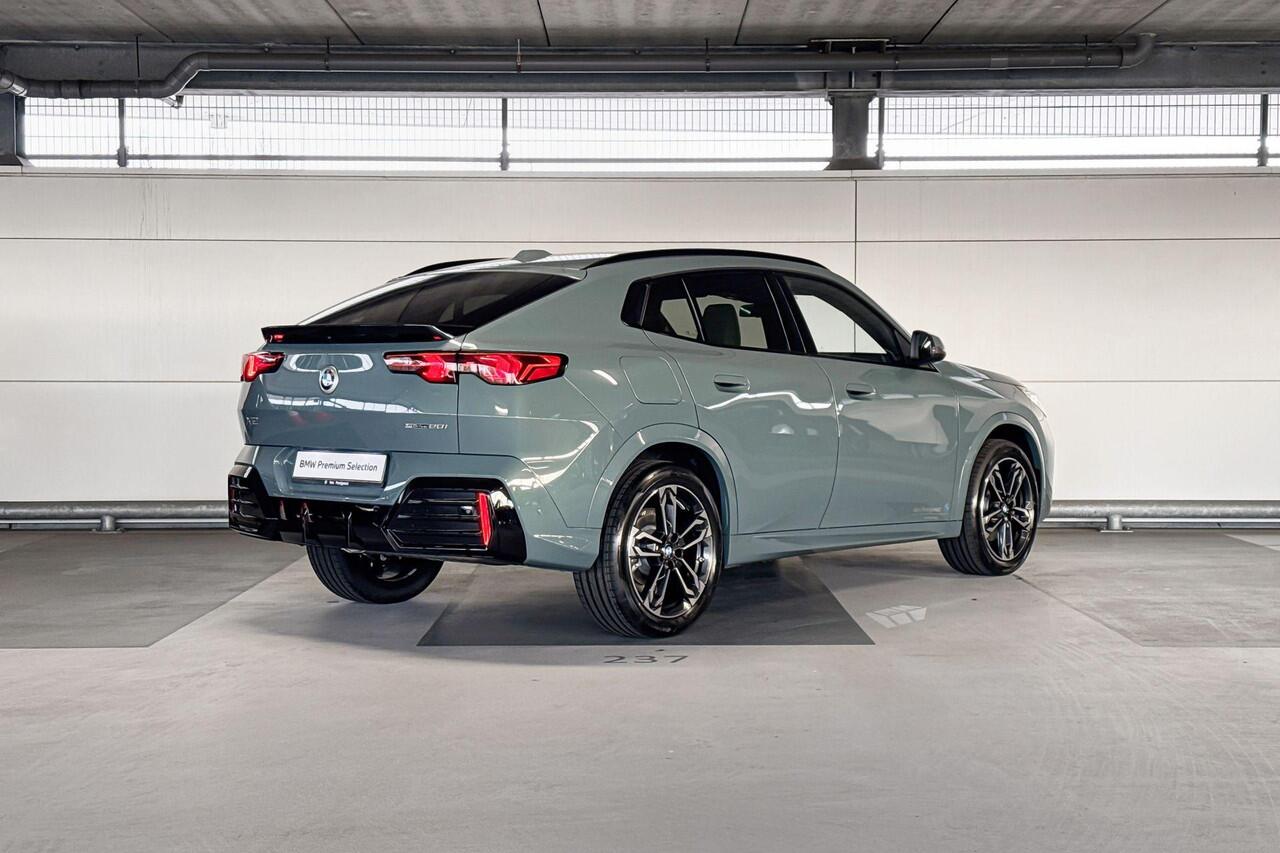 BMW X2 sDrive20i | M Sportpakket | Premium Pack | Trekhaak