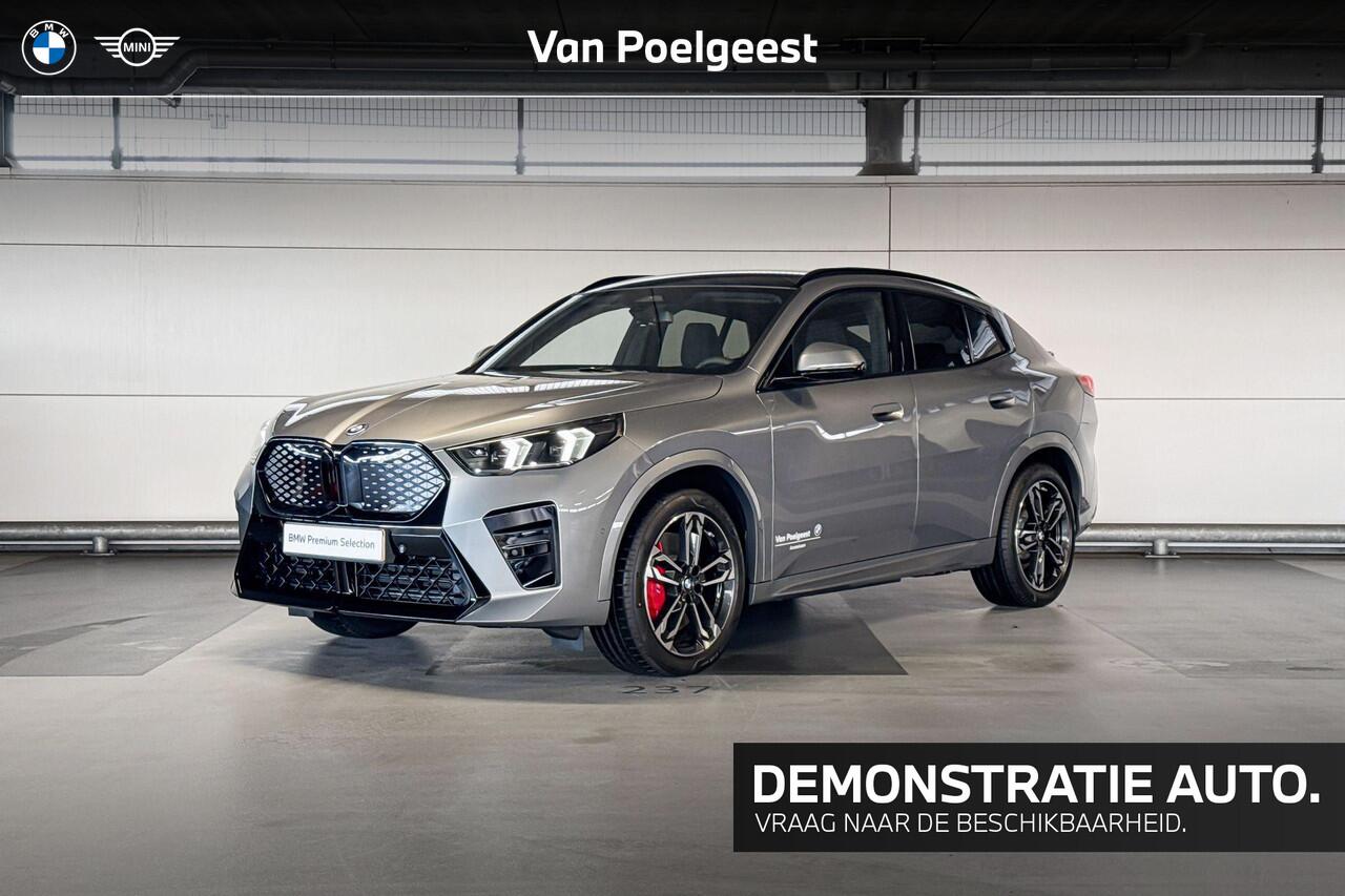 BMW X2 iX2 eDrive20 67 kWh M Sport Edition | M Sportpakket Pro | Premium Pack | Comfort Pack | Trekhaak