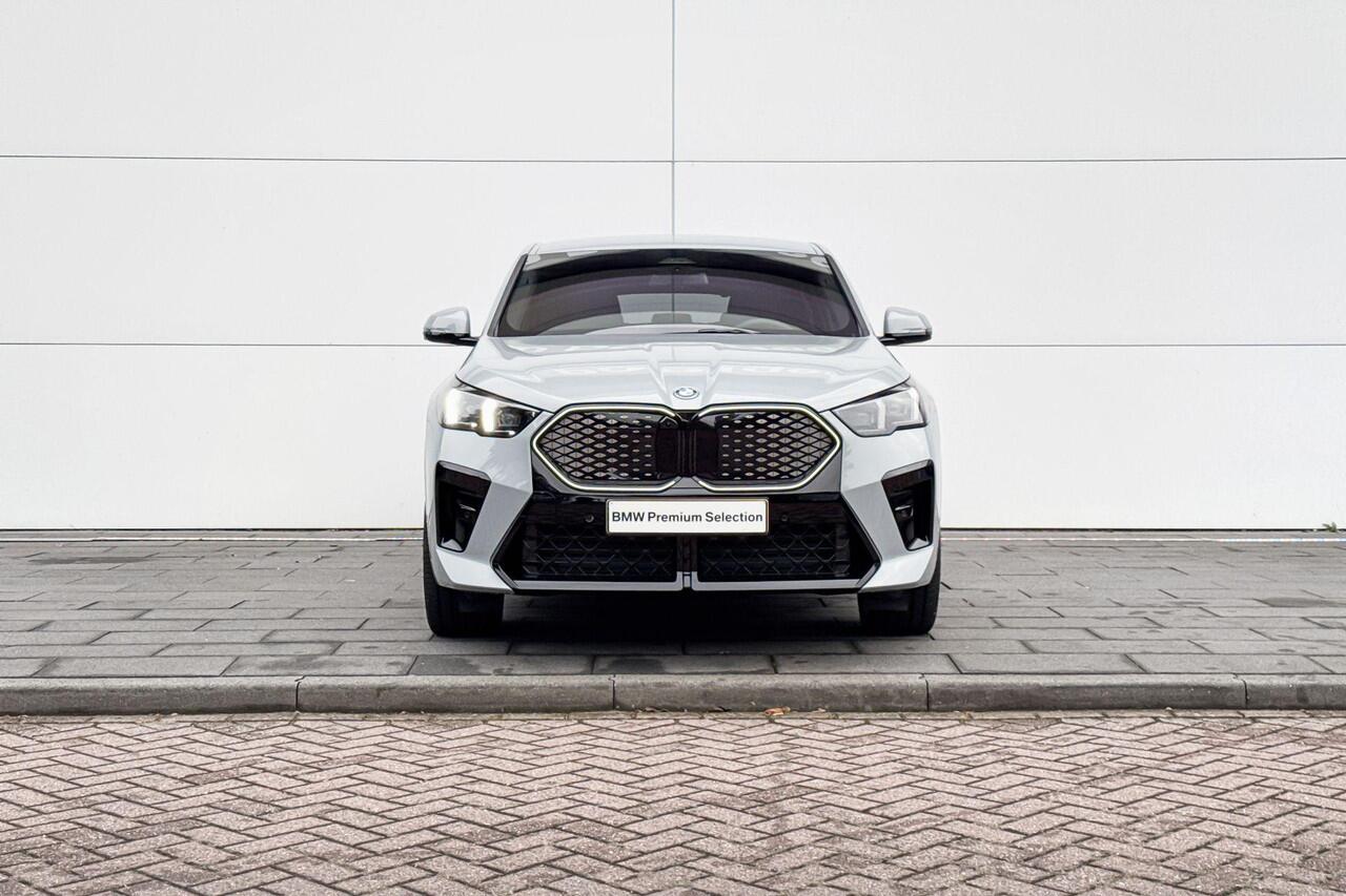 BMW X2 iX2 eDrive20 67 kWh M Sport Edition