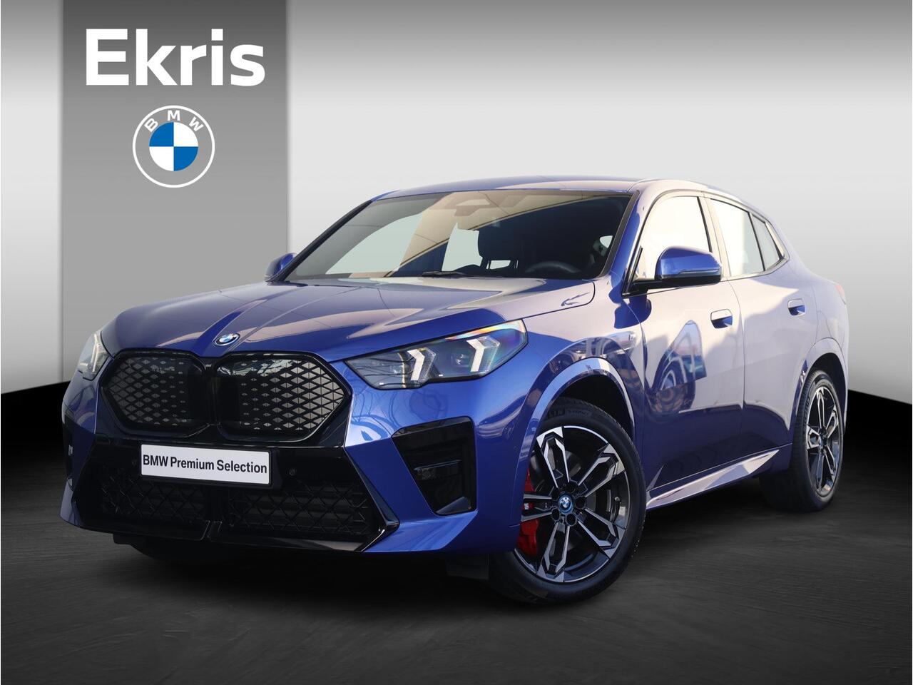 BMW X2 iX2 eDrive20 67 kWh M Sport Edition M Sportpakket Pro/ 19 inch LM/ Comfort Access/ Achteruitrijcamera/ Stoelverwarming/ Sportstoelen
