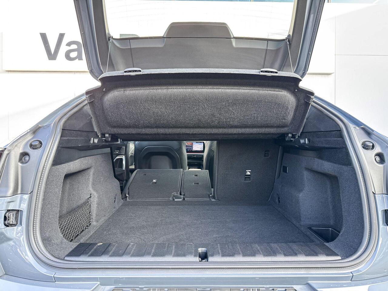 BMW X2 iX2 eDrive20 67 kWh Innovation Pack | M Sport | Elektrisch verstelbare stoelen