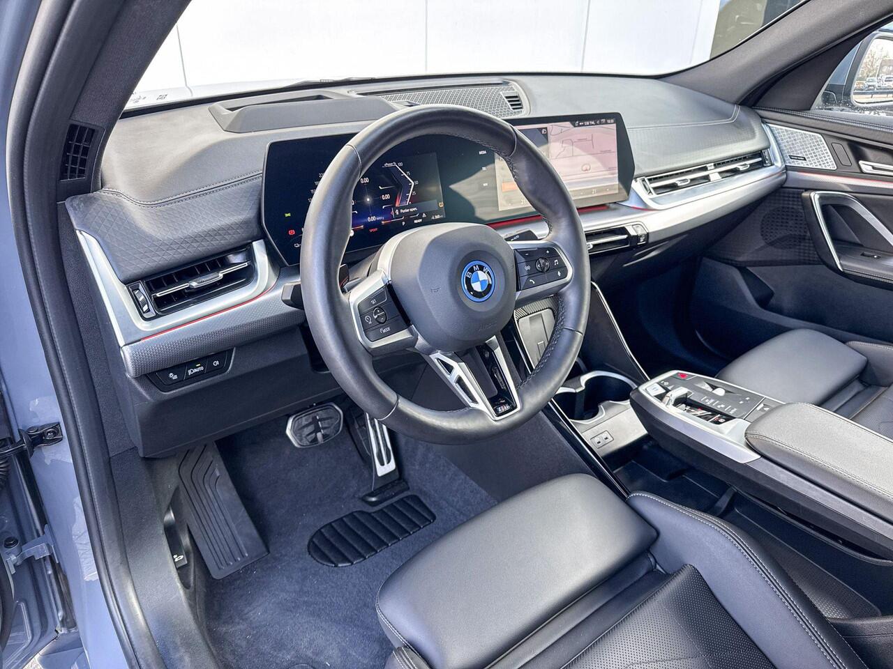 BMW X2 iX2 eDrive20 67 kWh Innovation Pack | M Sport | Elektrisch verstelbare stoelen