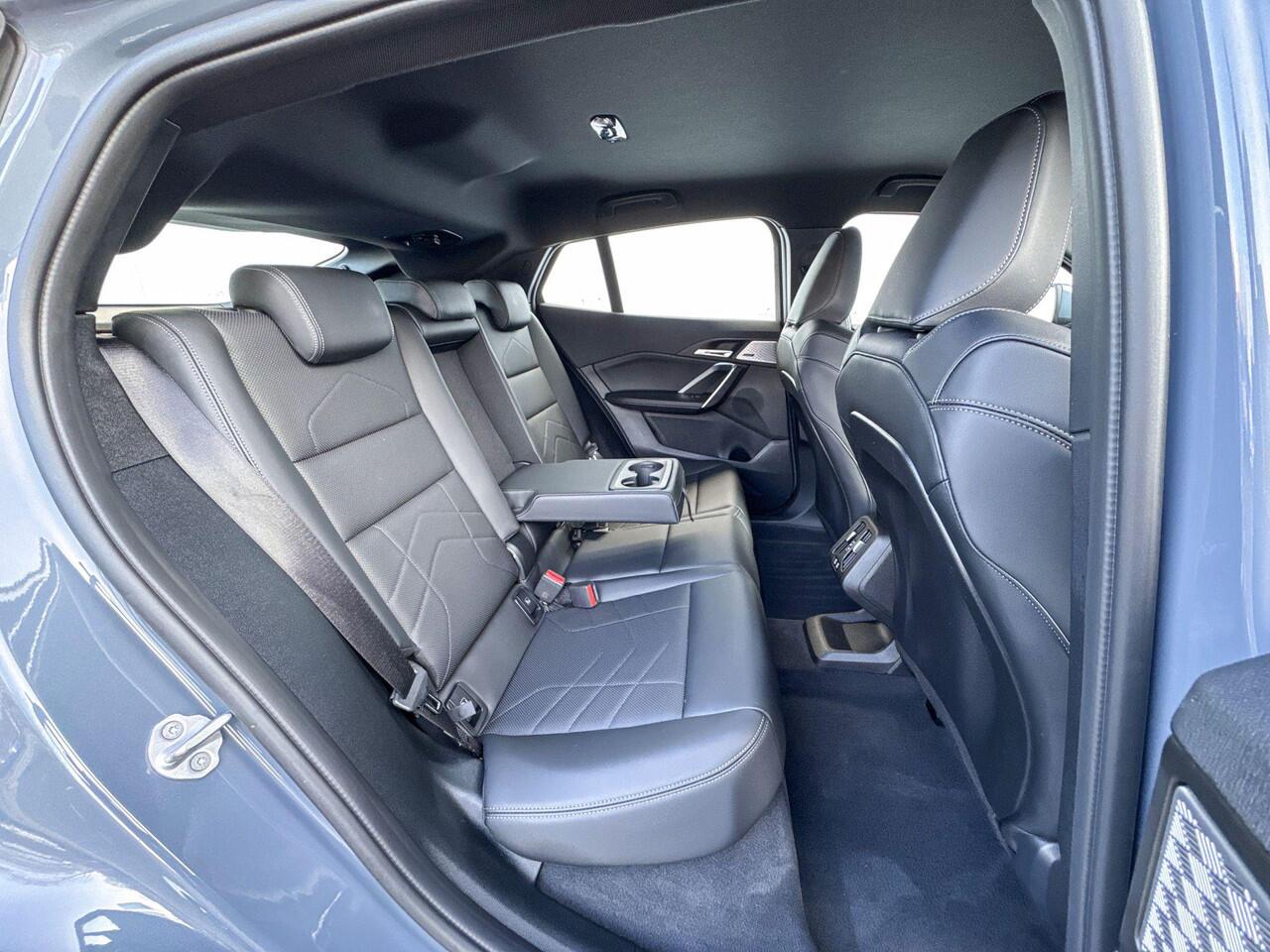 BMW X2 iX2 eDrive20 67 kWh Innovation Pack | M Sport | Elektrisch verstelbare stoelen