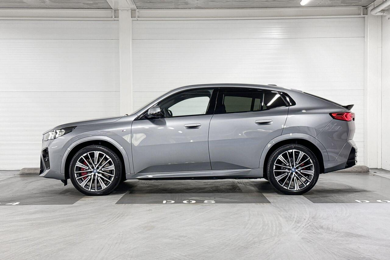 BMW X2 iX2 eDrive20 | M-Sport Pro | Innovation Pack | Driving Assistant Plus | Harman/Kardon | Panoramadak | Comfort Access