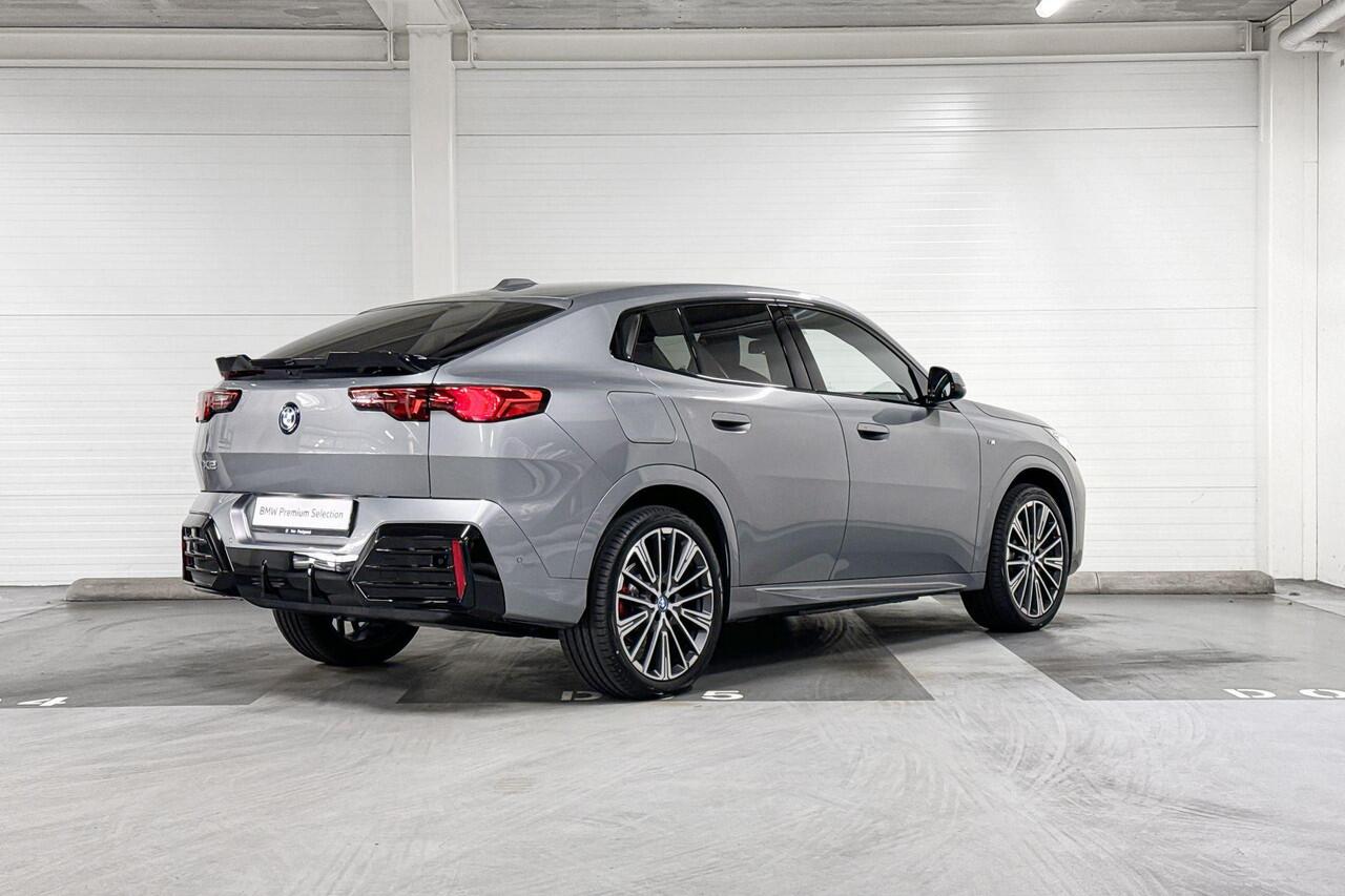 BMW X2 iX2 eDrive20 | M-Sport Pro | Innovation Pack | Driving Assistant Plus | Harman/Kardon | Panoramadak | Comfort Access