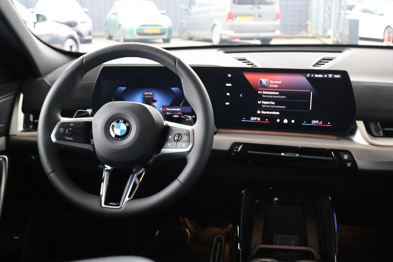 BMW X2 sDrive 20i | M Sportpakket | Premium Pack | Comfort Pack| Trekhaak | Showroom Selection