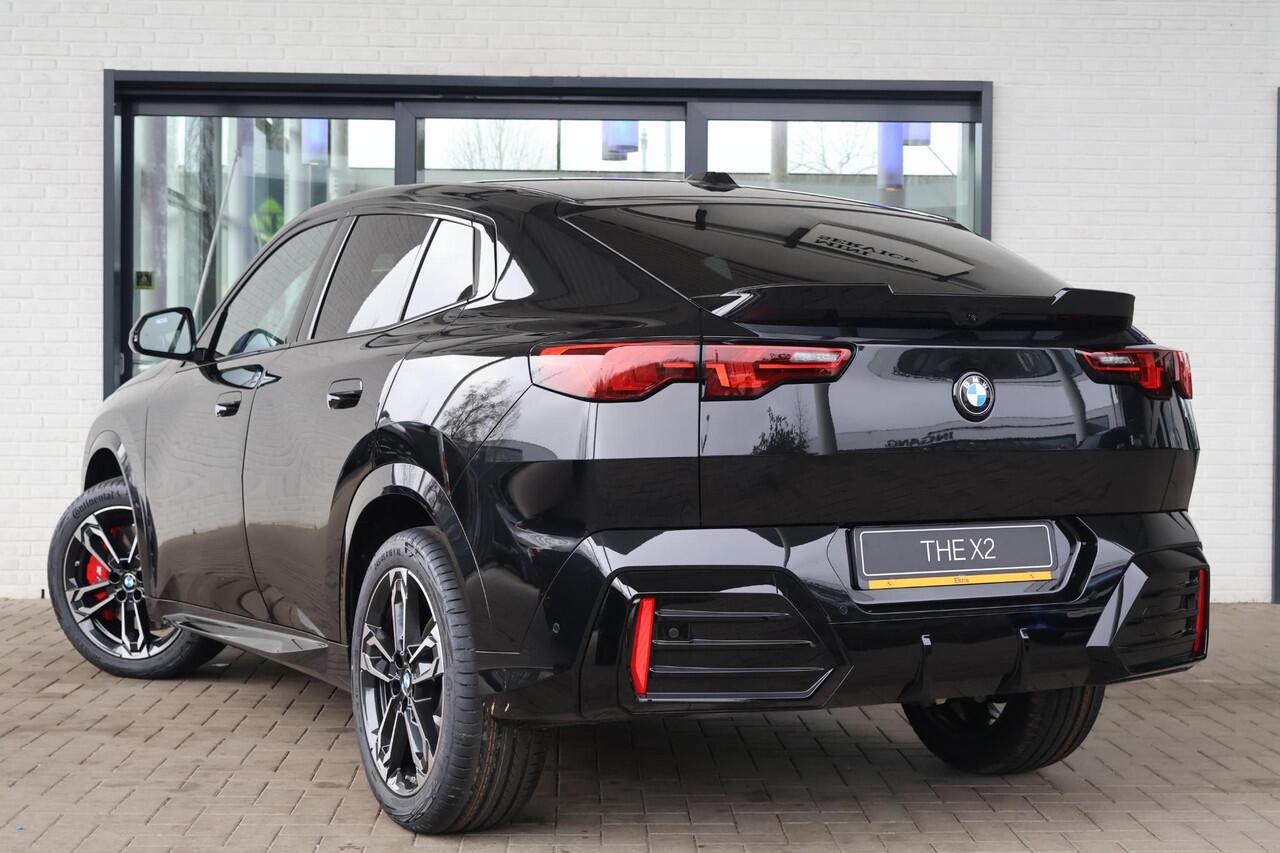 BMW X2 sDrive 20i | M Sportpakket | Premium Pack | Comfort Pack| Trekhaak | Showroom Selection