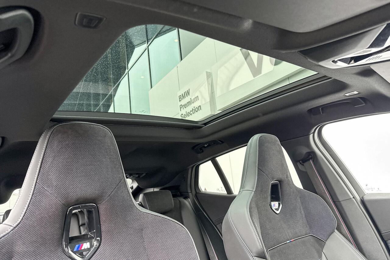 BMW X2 M35i xDrive | M-Sport Pro | Innovation Pack | Harman/Kardon | Driving Assistant Professional | Panoramadak | Comfort Access