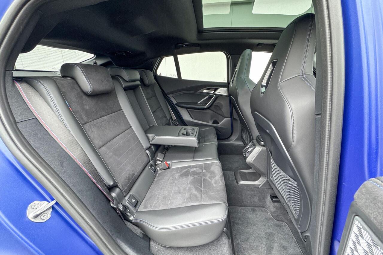 BMW X2 M35i xDrive | M-Sport Pro | Innovation Pack | Harman/Kardon | Driving Assistant Professional | Panoramadak | Comfort Access