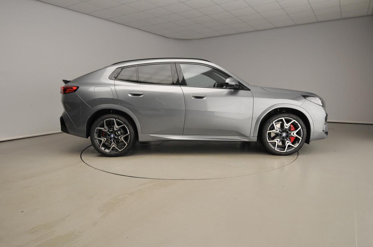 BMW X2 sDrive 20i M Sport pack Pro | Equipment package Professional | Comfort Pack | Panoramadak | Trekhaak | Ekris Selection