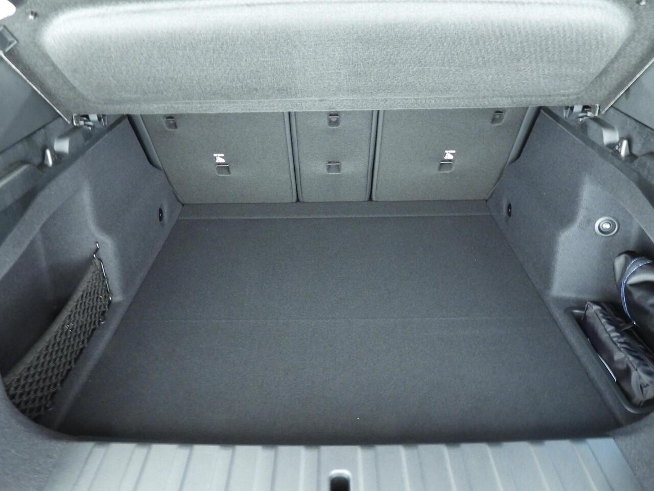 BMW X2 sDrive 20i M Sport pack Pro | Equipment package Professional | Comfort Pack | Panoramadak | Trekhaak | Ekris Selection