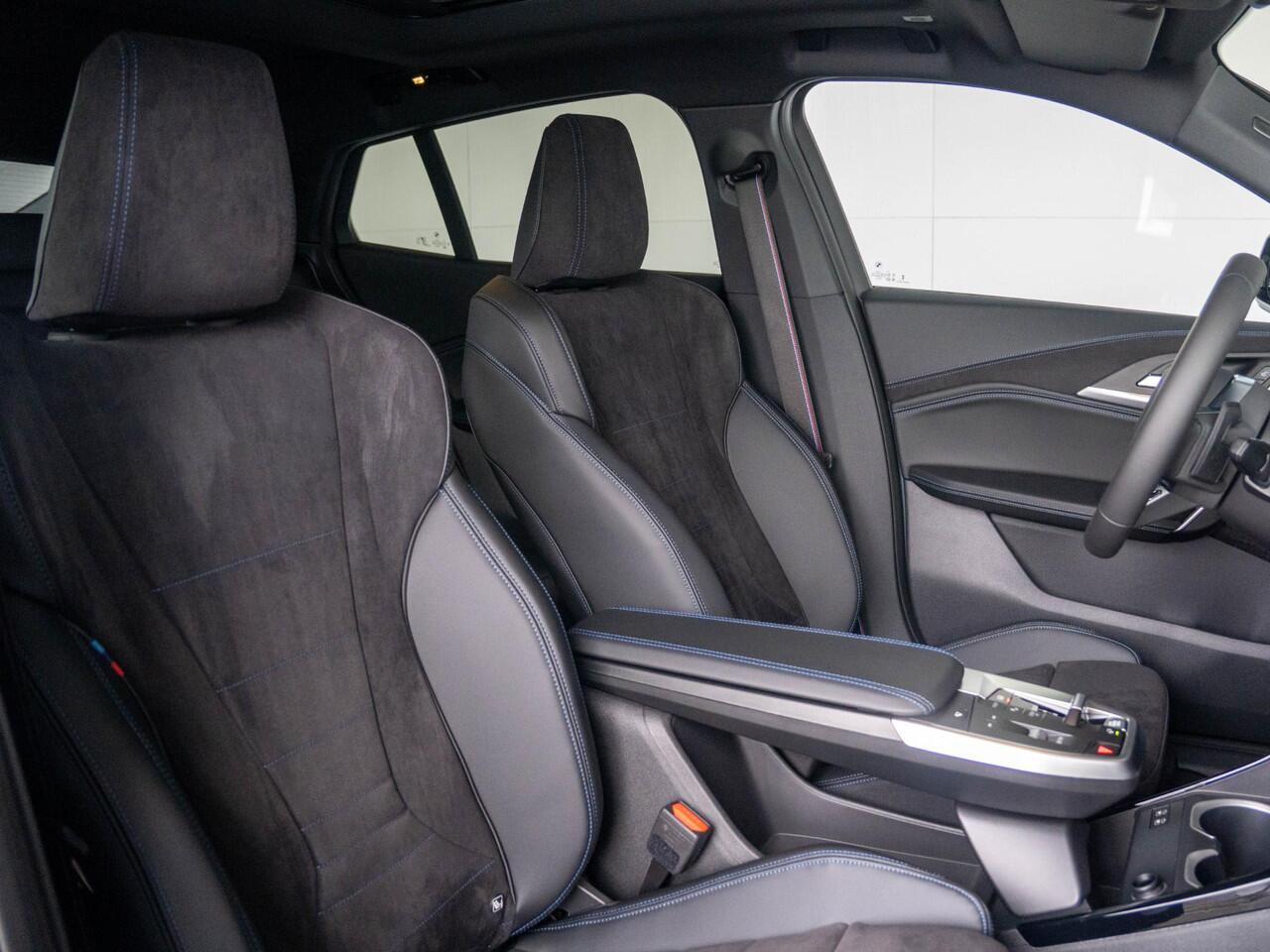 BMW X2 sDrive 20i M Sportpakket Pro | Innovation Pack | Comfort Pack | Panoramadak | Trekhaak | Showroom Selection