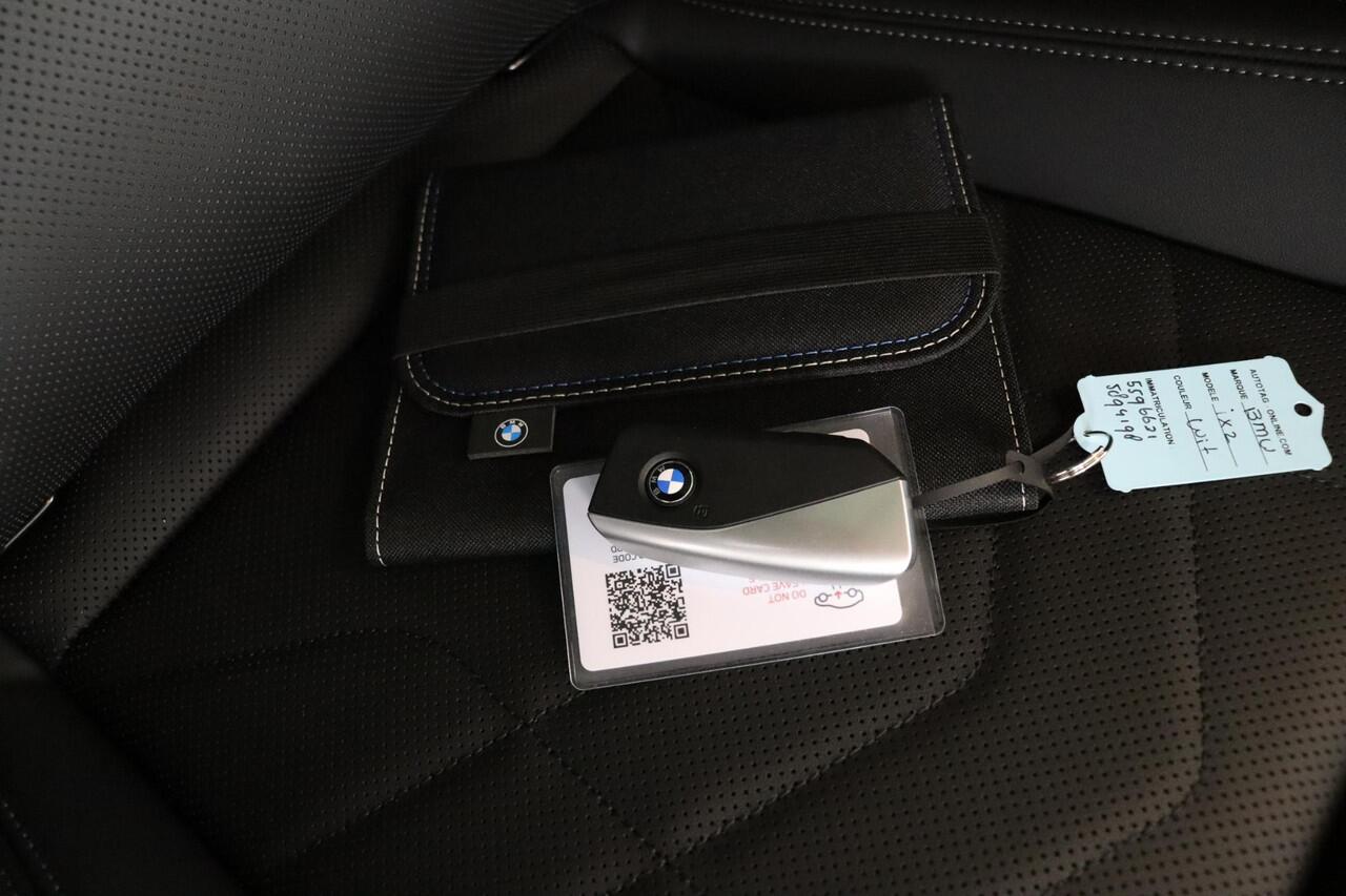 BMW X2 iX2 eDrive20 67 kWh M Sport Edition | M Sportpakket Pro | Innovation Pack | Driving Assistant Plus | Comfort Access | Panoramadak | Harman-Kardon | Head-Up | Ekris Selection