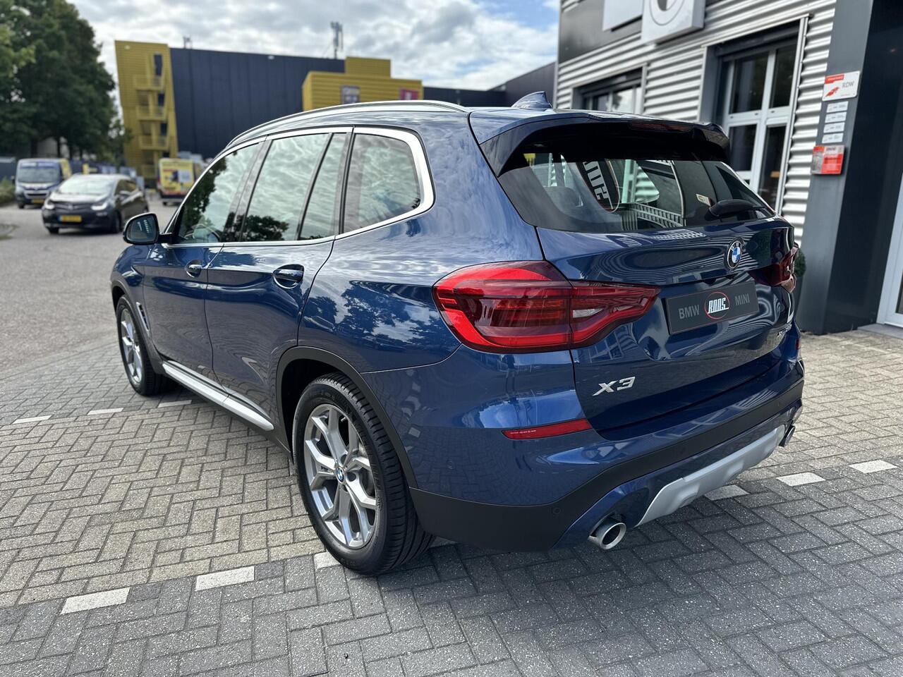 BMW X3 xDrive20i High Executive X-Line | Trekhaak | Panodak | Vol opties