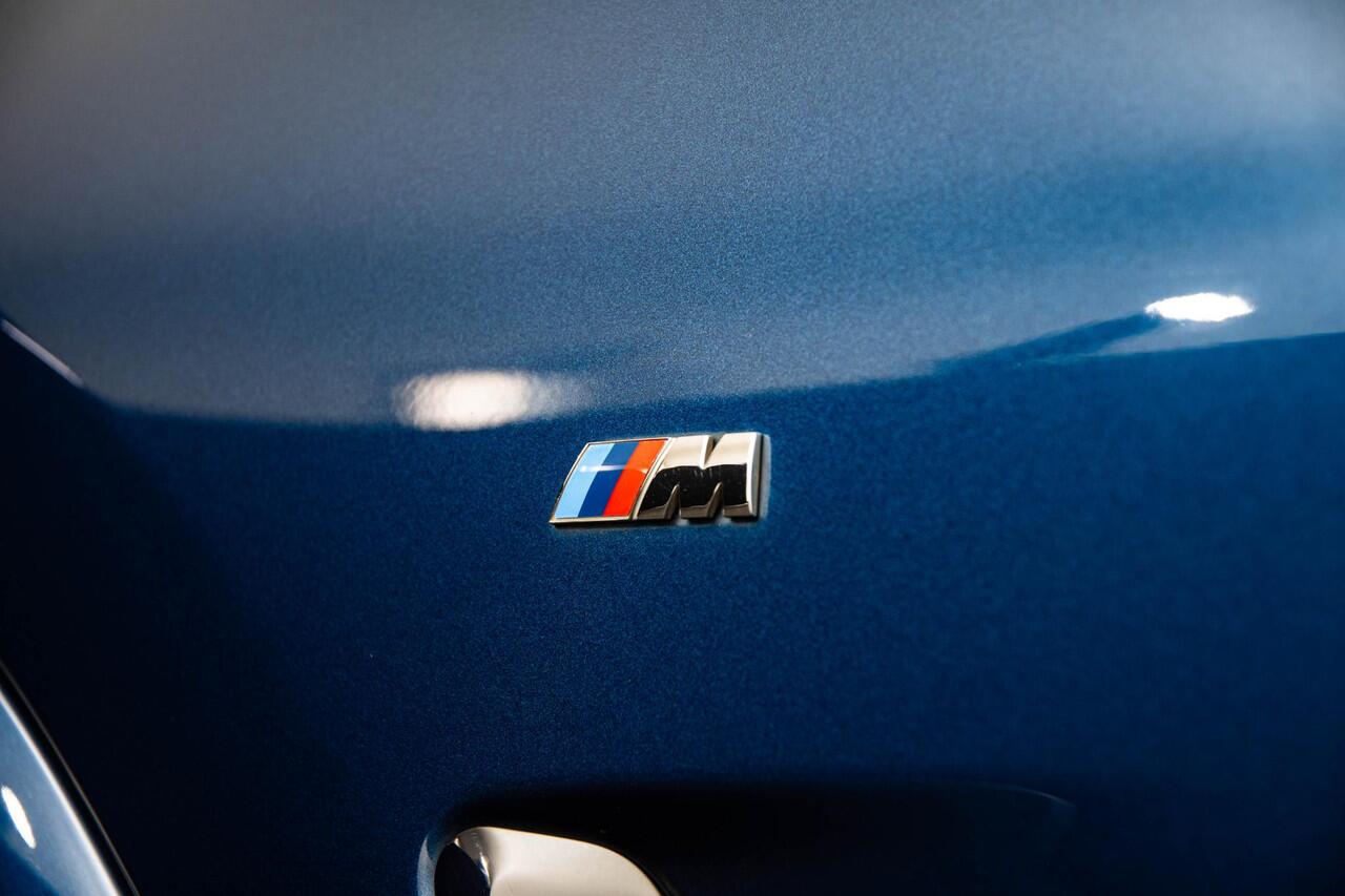 BMW X3 xDrive20d Launch Edition High Executive M Sport - Panoramadak - PDC Voor/Achter - Sportstoelen - Elektrisch verwarmde voorstoelen - Harman Kardon - Navigatiesysteem Professional - Ambiance verlichting -