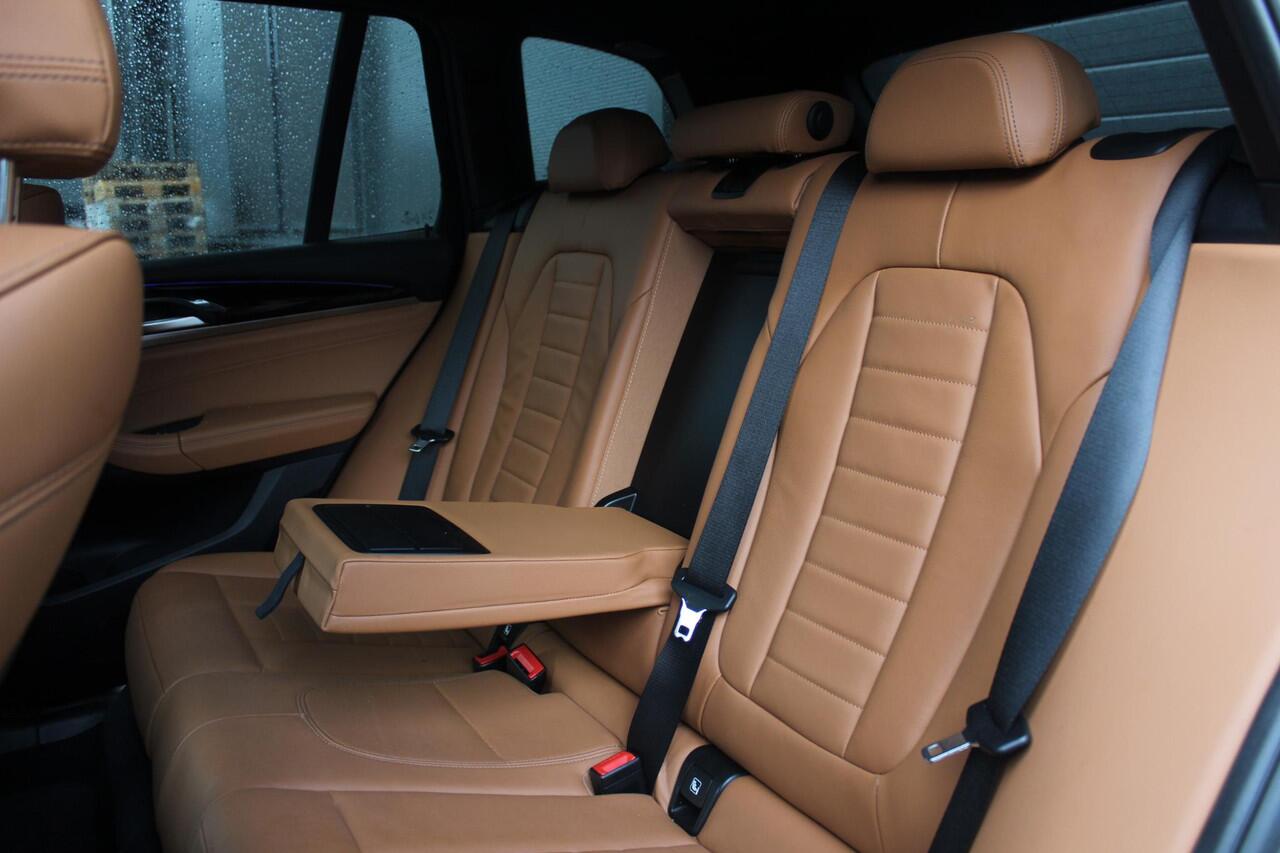 BMW X3 xDrive30i M Sport High Executive | Trekhaak | 360 Camera | HUD