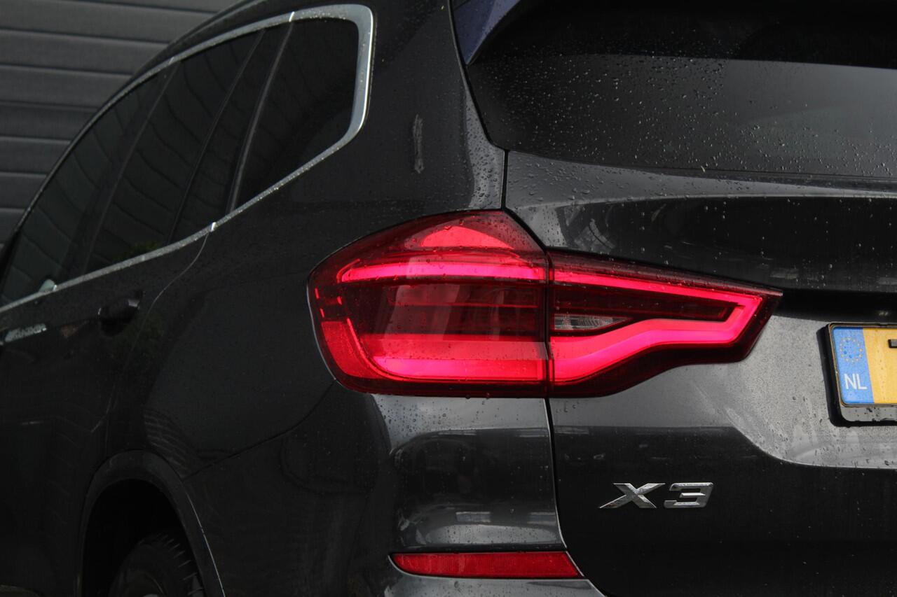 BMW X3 xDrive30i M Sport High Executive | Trekhaak | 360 Camera | HUD