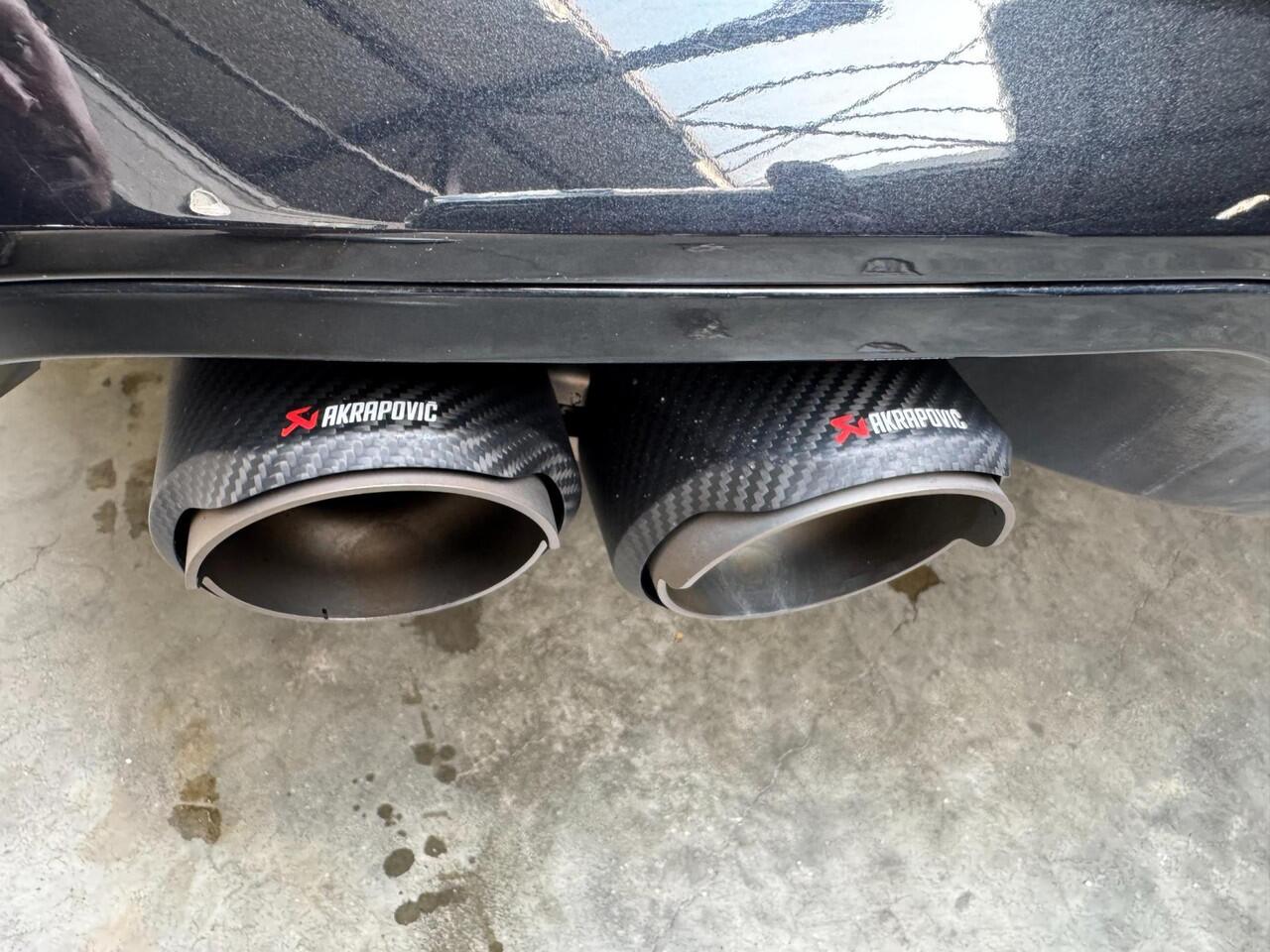 BMW X3 M Competition AKRAPOVIC-CARBON-H&K-HUD-360-DEALER