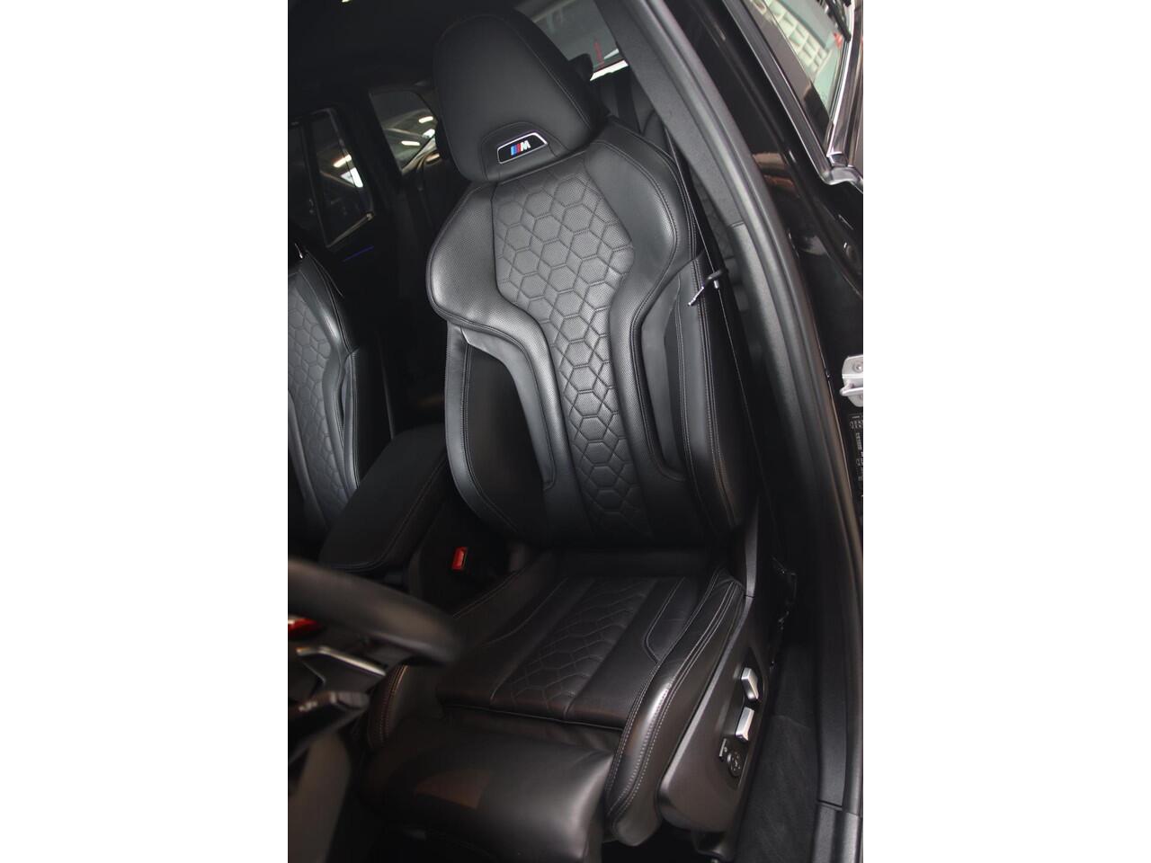 BMW X3 M Competition AKRAPOVIC-CARBON-H&K-HUD-360-DEALER