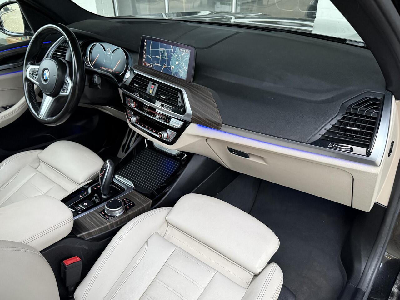 BMW X3 xDrive20i M SPORT | PANORAMA | TREKHAAK | SPORTSTOELEN | LEDER | CAMERA |