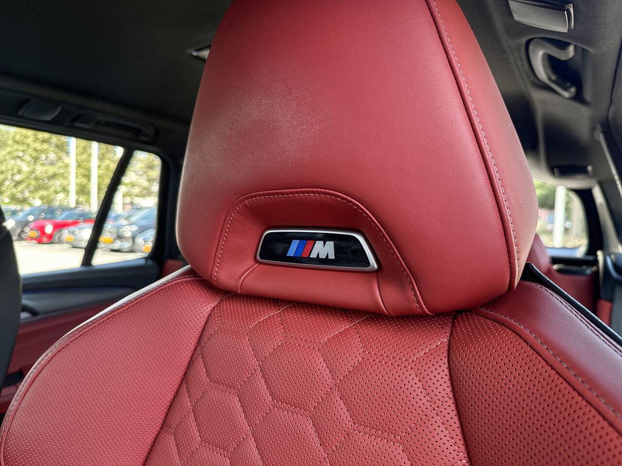 BMW X3 M Competition Comfort Acces / Geluids Isolerende Ramen / Electrisch Verstelbare Voorstoelen / Adaptieve Led Koplampen / Driving Assistant Plus / Parking Assistant Plus / Head Up Display / Harman Kardon / M-Drivers Package / M Competition Package