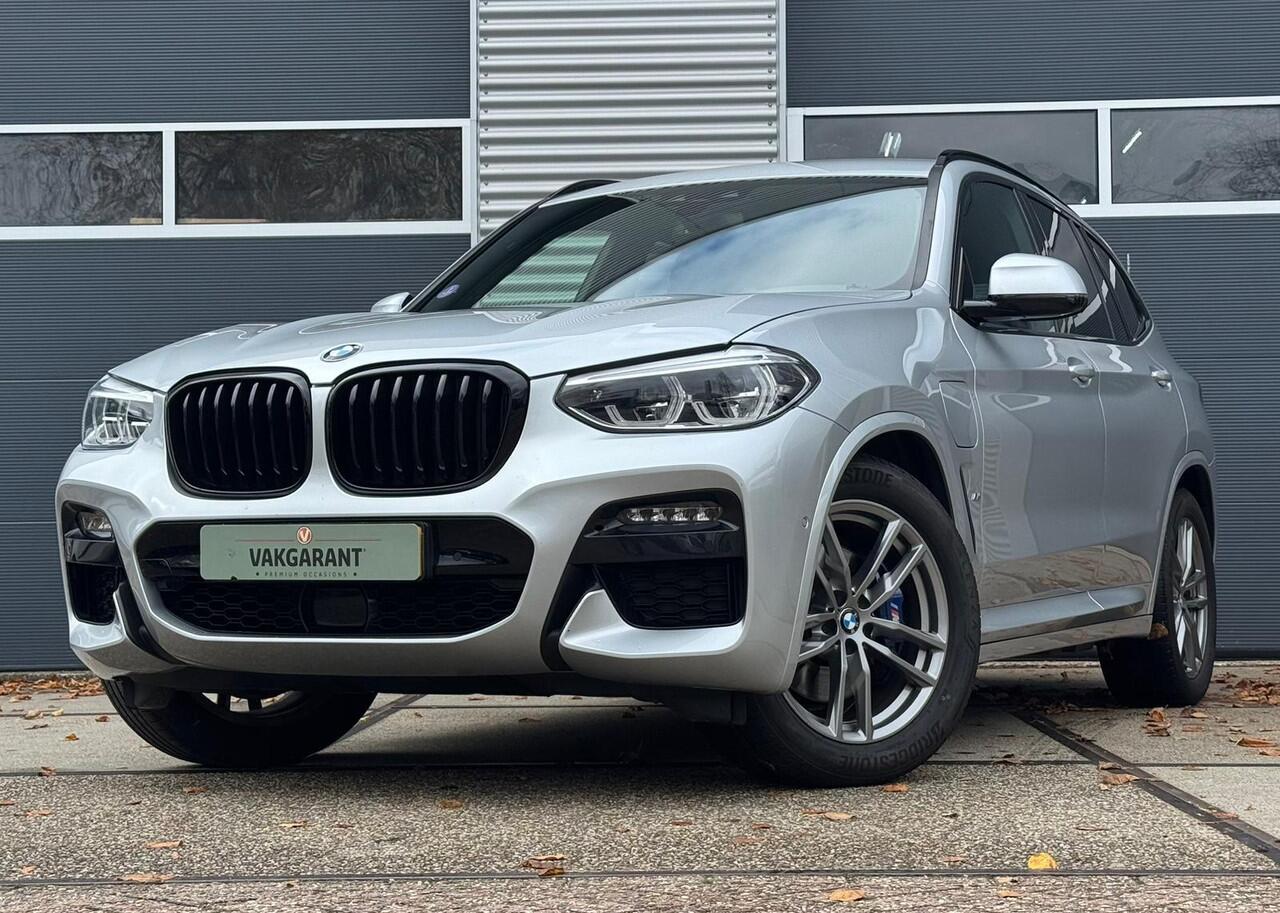 BMW X3 xDrive30e High Executive |M-Pakket |Head-Up |Stoelverw. |ACC |Camera