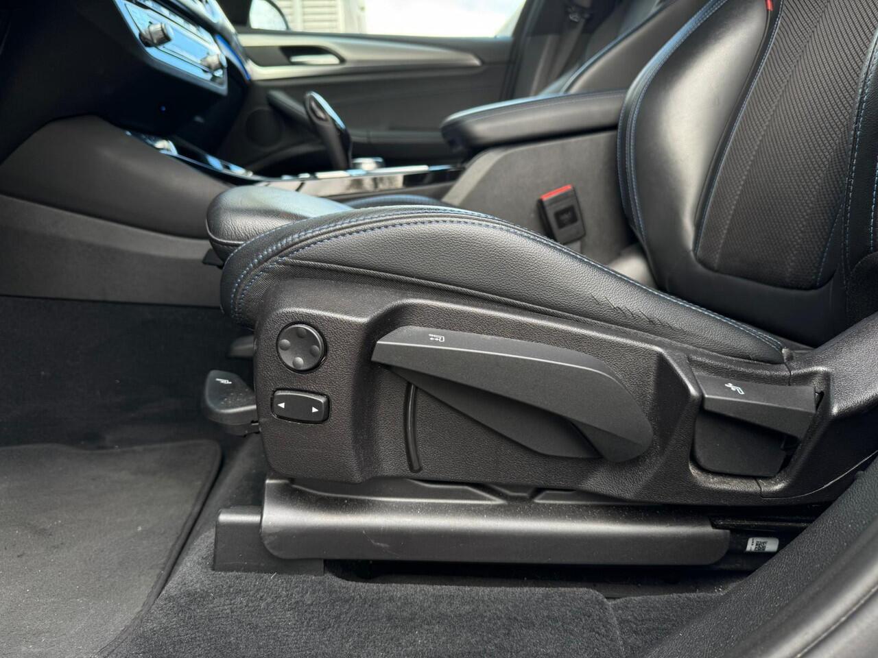 BMW X3 xDrive30e High Executive |M-Pakket |Head-Up |Stoelverw. |ACC |Camera