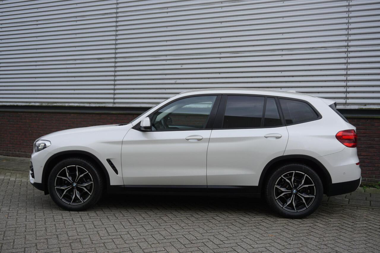 BMW X3 xDrive20i Executive Edition/Leer/Trekhaak/19Inch. /Dealeronderhouden.