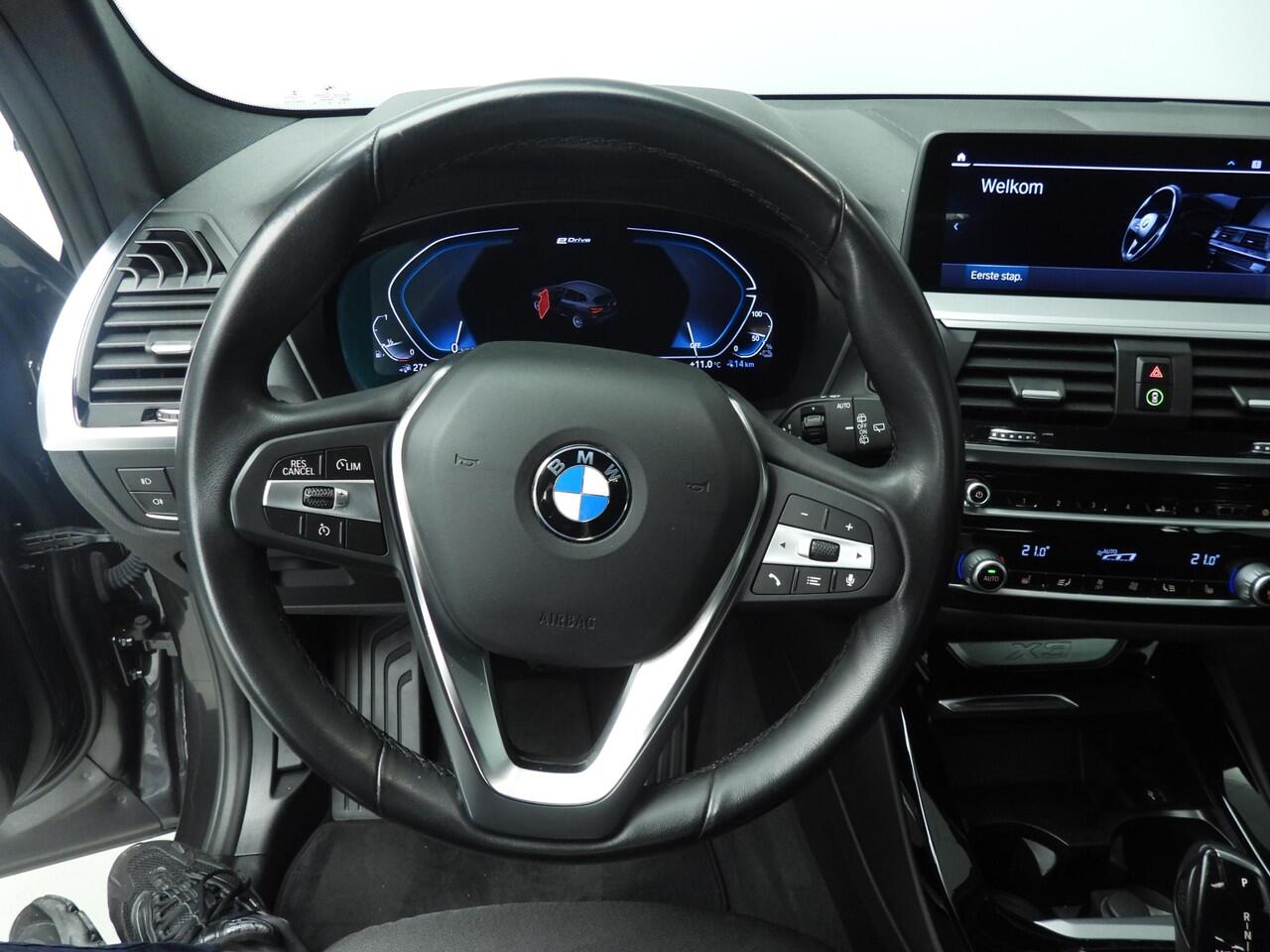 BMW X3 xDrive30e | LED | Leder |Navigatie | Sportstoelen | Stoelverwarming | Shadow line | hifi speakers | Alu 18 inch