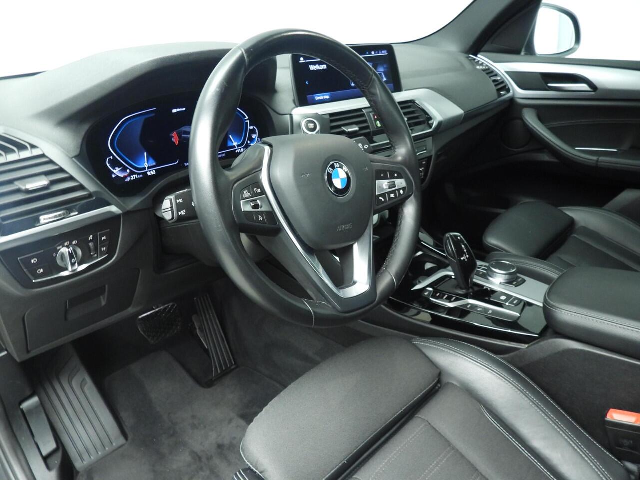BMW X3 xDrive30e | LED | Leder |Navigatie | Sportstoelen | Stoelverwarming | Shadow line | hifi speakers | Alu 18 inch