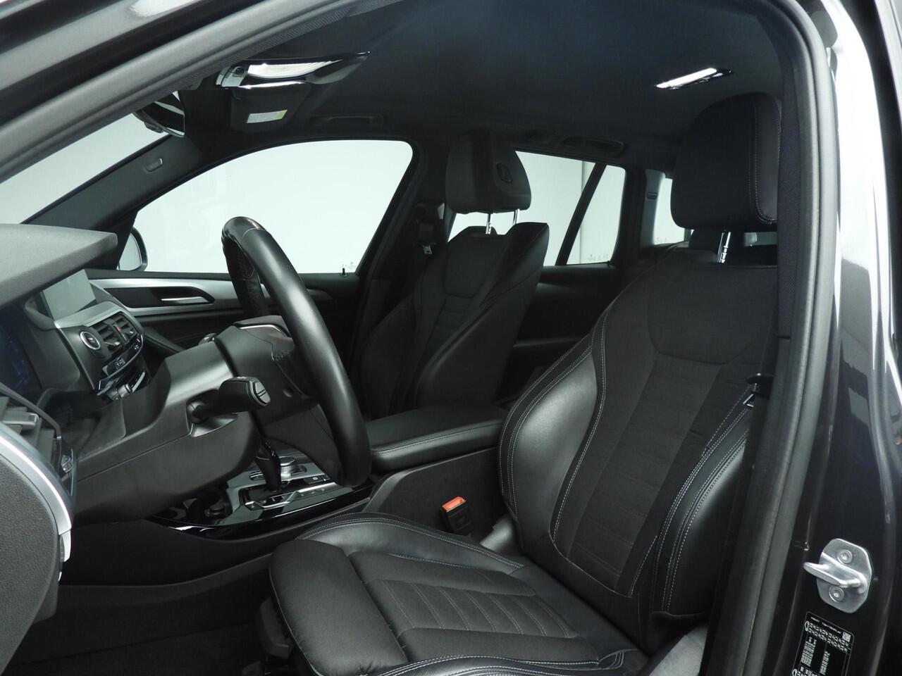 BMW X3 xDrive30e | LED | Leder |Navigatie | Sportstoelen | Stoelverwarming | Shadow line | hifi speakers | Alu 18 inch