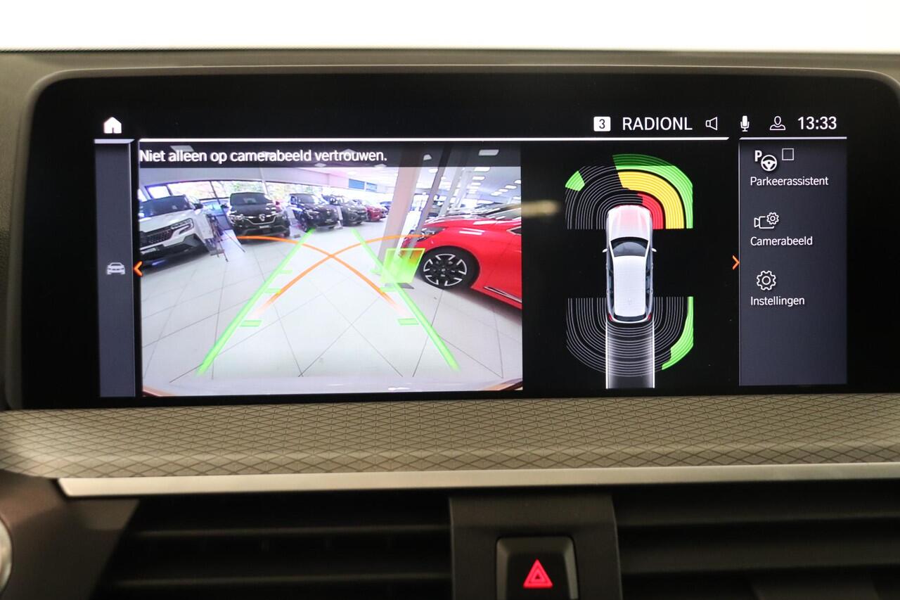 BMW X3 xDrive30i High Executive | M Sport pakket | Camera | Harman Kardon | 20" Lichtmetaal | Smartphone intergratie | Elektr. Achterklep |