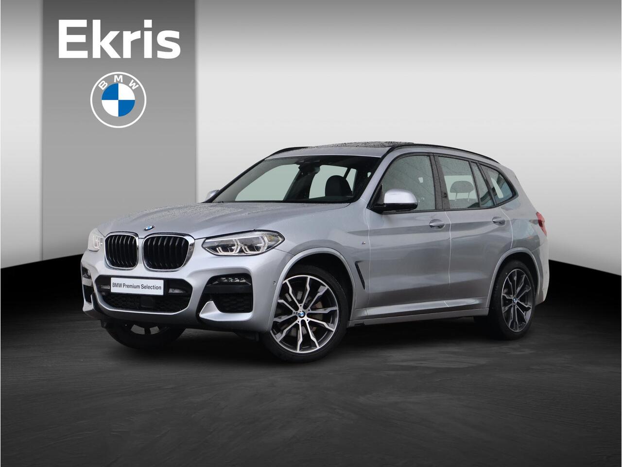 BMW X3 xDrive20i High Executive M-Sportpakket / Pano / Trekhaak / HUD / HIFI /