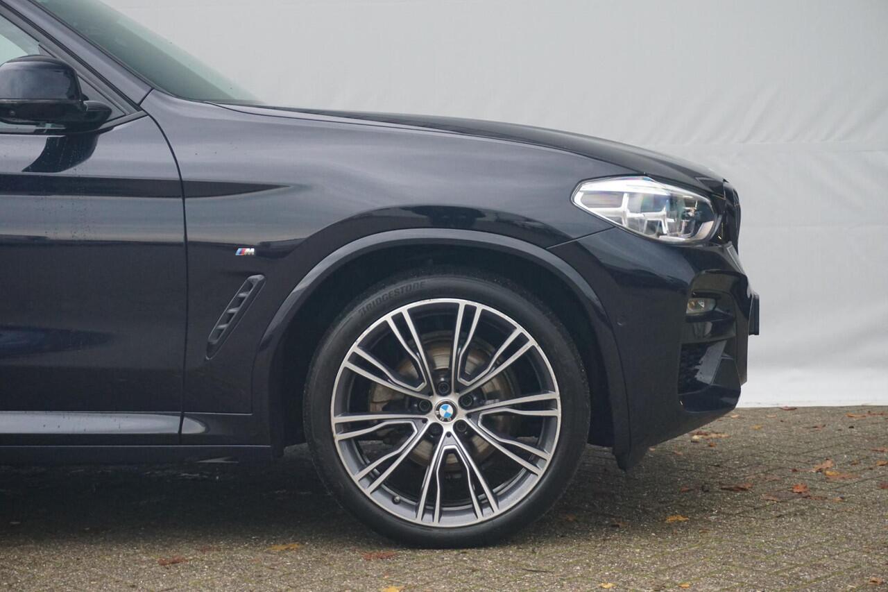 BMW X3 xDrive20i M Sport | Trekhaak / Head-Up Display / Harman Kardon / 360 Graden Camera's / Elektrisch verstelbare stoelen met geheugen / 21 Inch