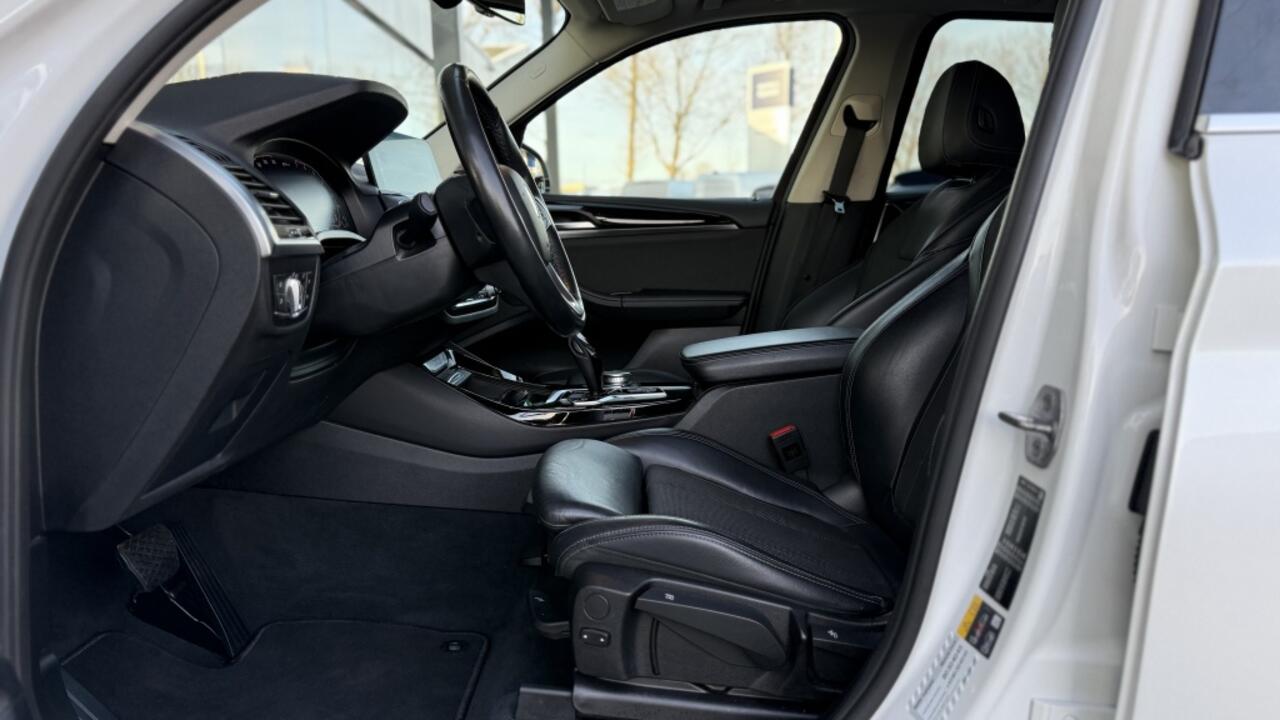 BMW X3 xDrive30e High Ex. Navi | Stoelverwarming | Leer