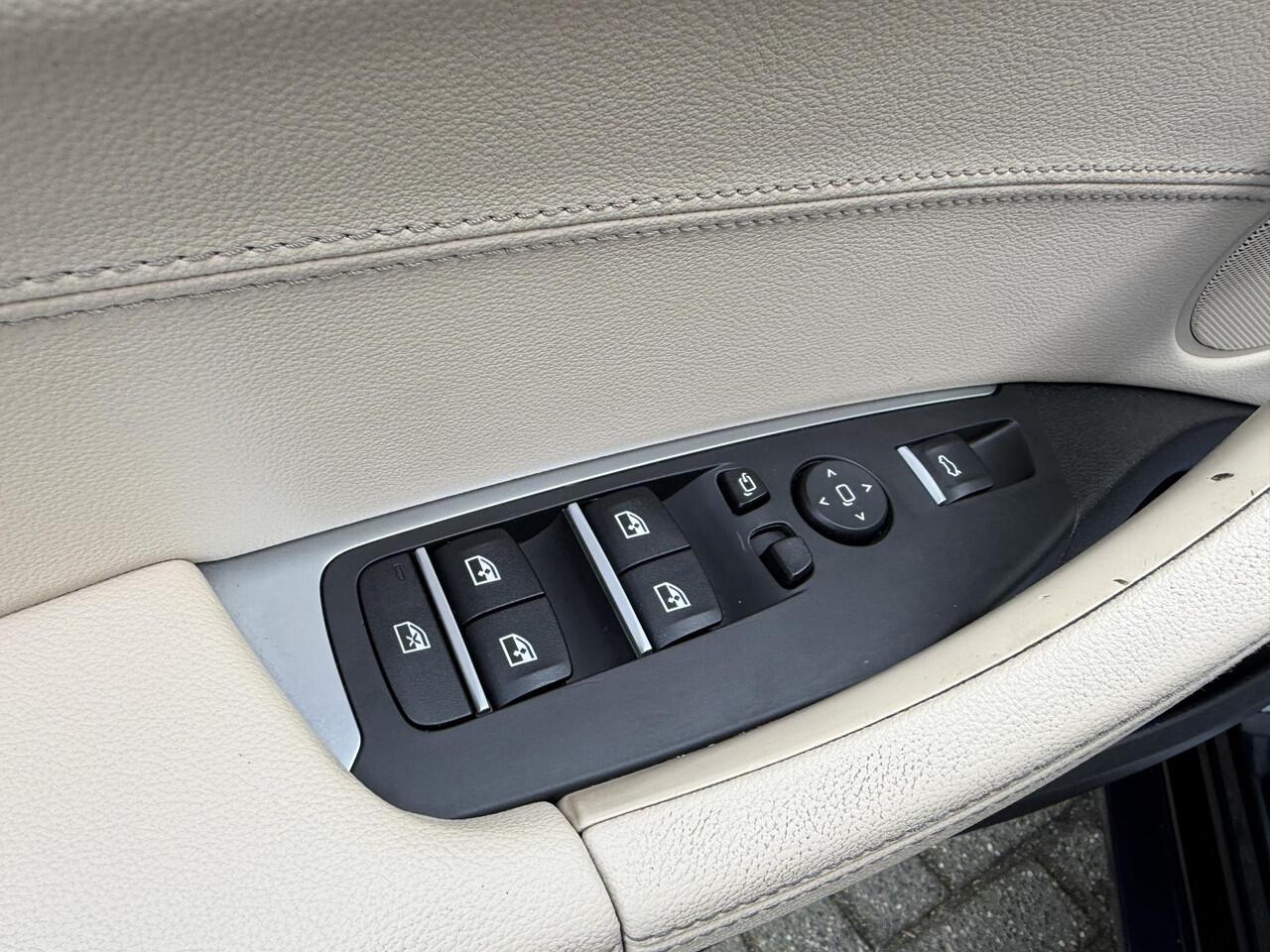 BMW X3 xDrive20i High Executive M-Sport | Camera | Navigatie | Head-Up Display | Elektrische Trekhaak | Elektrische Achterklep |