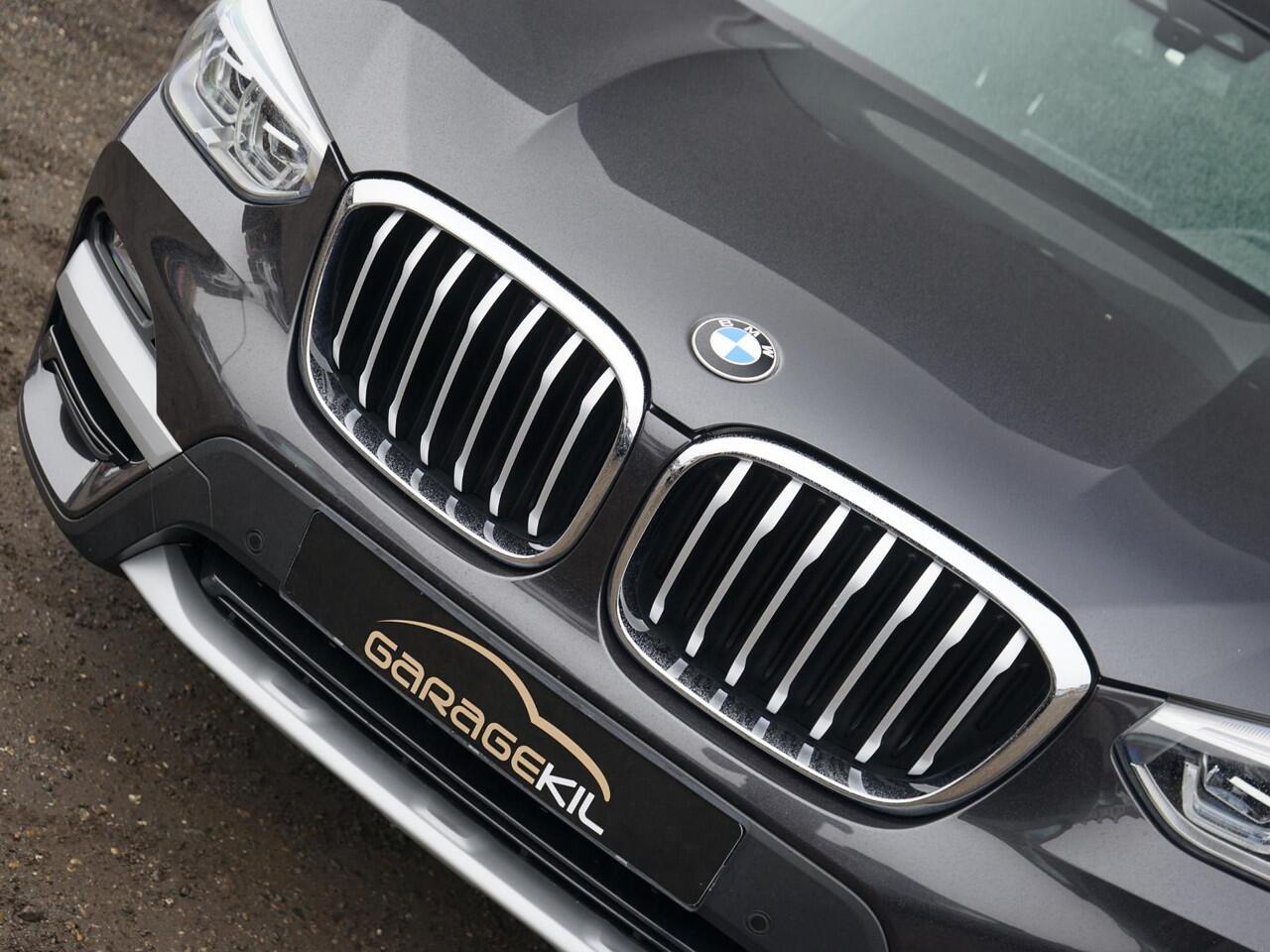 BMW X3 xDrive30e High Executive BMW Live Dashboard Professional / Harman-Kardon / Sportstoelen / Privacy glass / 19'' LM velgen / LED / Stoel+stuur verw. /