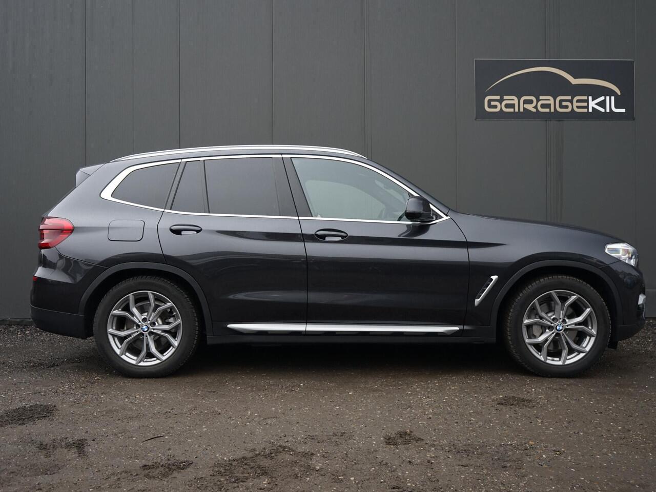 BMW X3 xDrive30e High Executive BMW Live Dashboard Professional / Harman-Kardon / Sportstoelen / Privacy glass / 19'' LM velgen / LED / Stoel+stuur verw. /