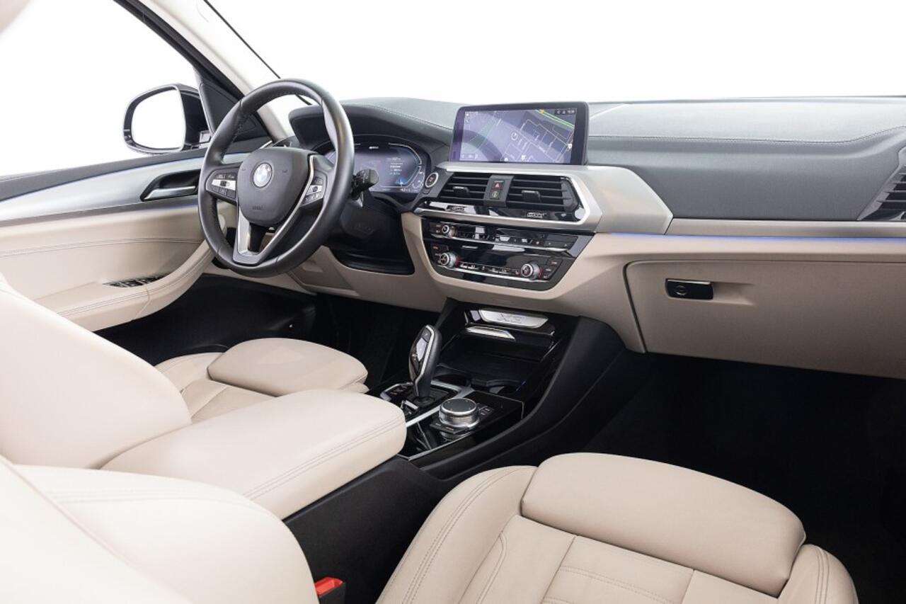 BMW X3 xDrive30e High Executive | PANORAMADAK | LEDER | Head-Up | PHEV