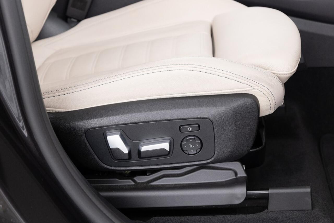 BMW X3 xDrive30e High Executive | PANORAMADAK | LEDER | Head-Up | PHEV