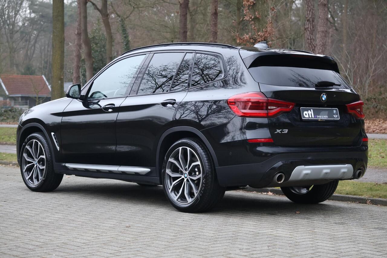 BMW X3 xDrive20i X-Line | 20" | HUD | Trekhaak | Keyless | LED | Hifi | Alarm kl.3 | Sportstoelen | Stoelverwarming | Live Cockpit Pro | Etc.