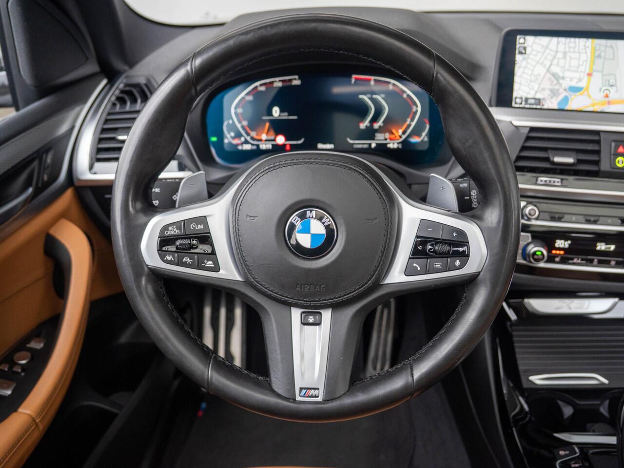 BMW X3 xDrive20i | High Executive | M Sport | Stuurwielrand Verwarmd | Head-Up Display | Stoelverwarming | Panoramadak | 20''