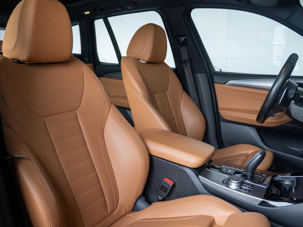 BMW X3 xDrive20i | High Executive | M Sport | Stuurwielrand Verwarmd | Head-Up Display | Stoelverwarming | Panoramadak | 20''