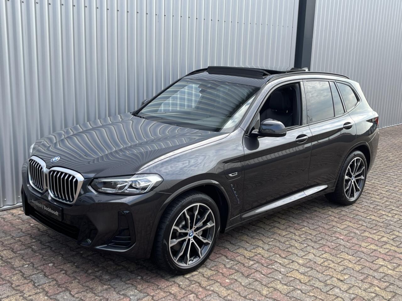 BMW X3 xDrive30e M-Sport High Executive | Nw Model | Panorama Dak