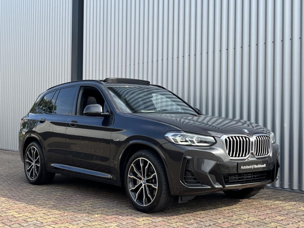 BMW X3 xDrive30e M-Sport High Executive | Nw Model | Panorama Dak