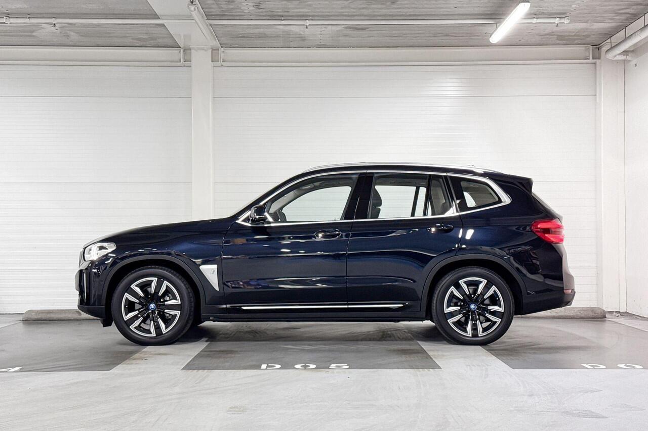 BMW X3 iX3 Executive 80 kWh | Selections