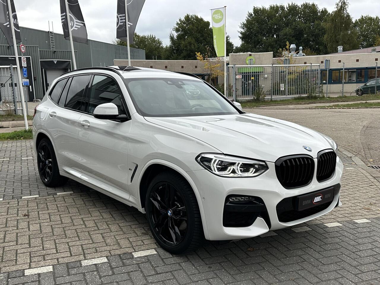 BMW X3 xDrive30e High Executive M-sport | Panodak | Trekhaak | Active cruise