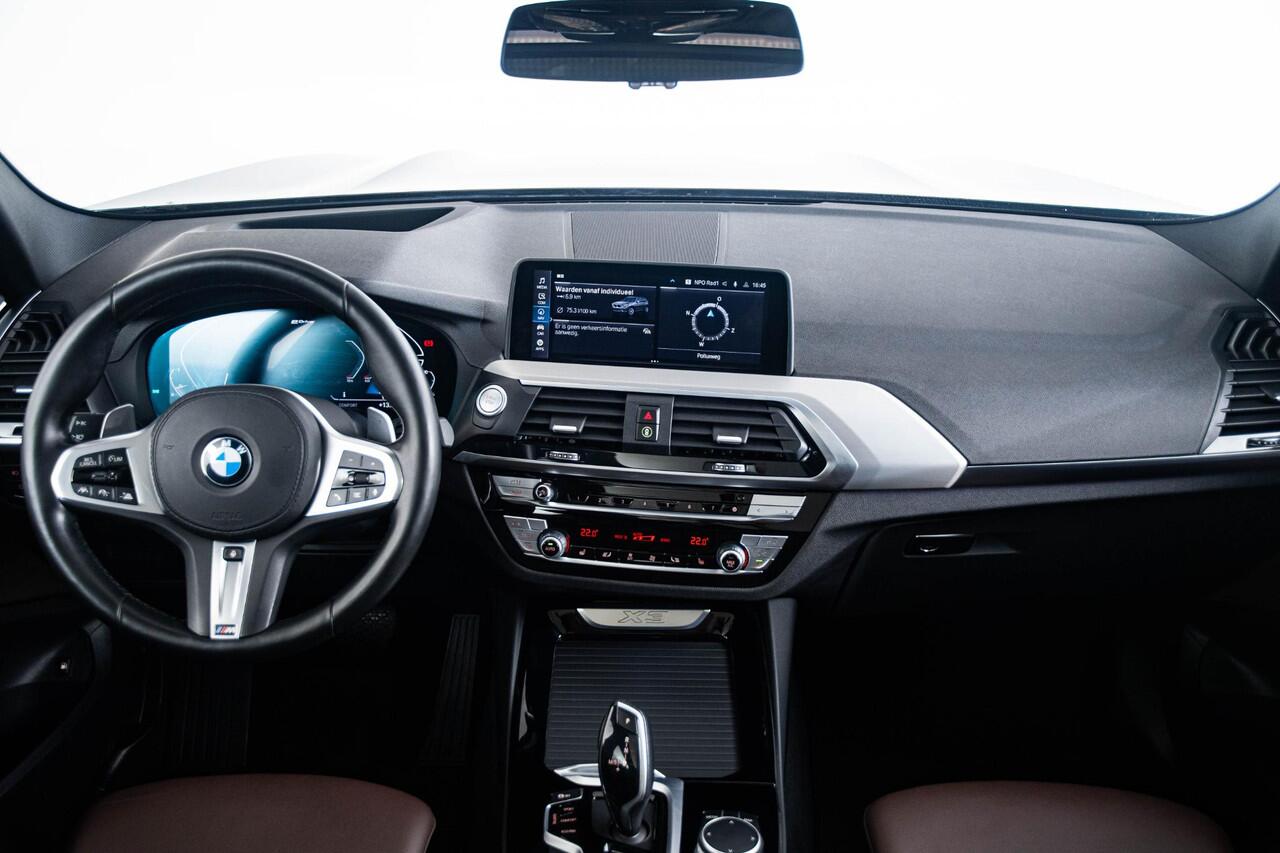 BMW X3 xDrive30e High Executive xLine - Trekhaak - Panoramadak - Parking/Driving Assistant Plus - Elektrisch verstelbare/verwarmde stoelen - Head up - Hifi - Sportstoelen - Comfort Access - Active Protection -