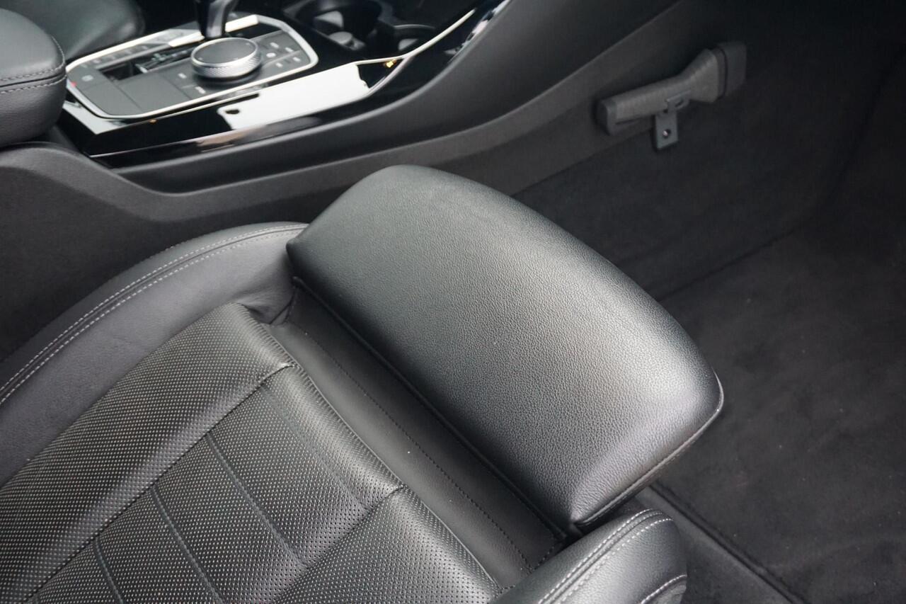 BMW X3 xDrive20i M Sportpakket 20'' / Laserlight / Head-Up Display / HiFi System / Elektrisch verstelbare voorstoelen