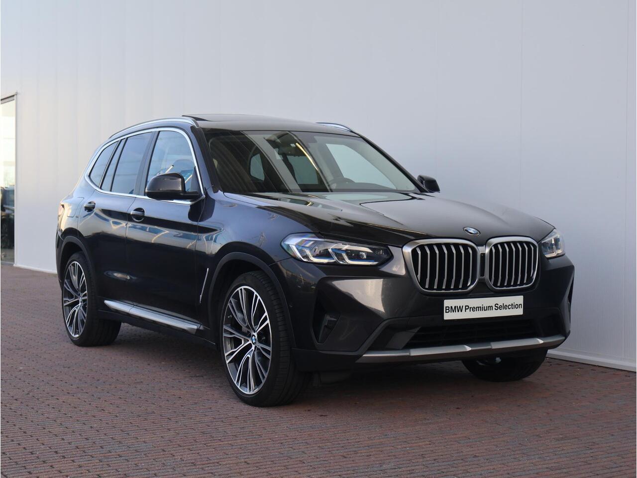 BMW X3 xDrive30i High Executive Luxuryline / Head Up Display / HIFI / Panoramadak /Comfort Access / 21 '' /